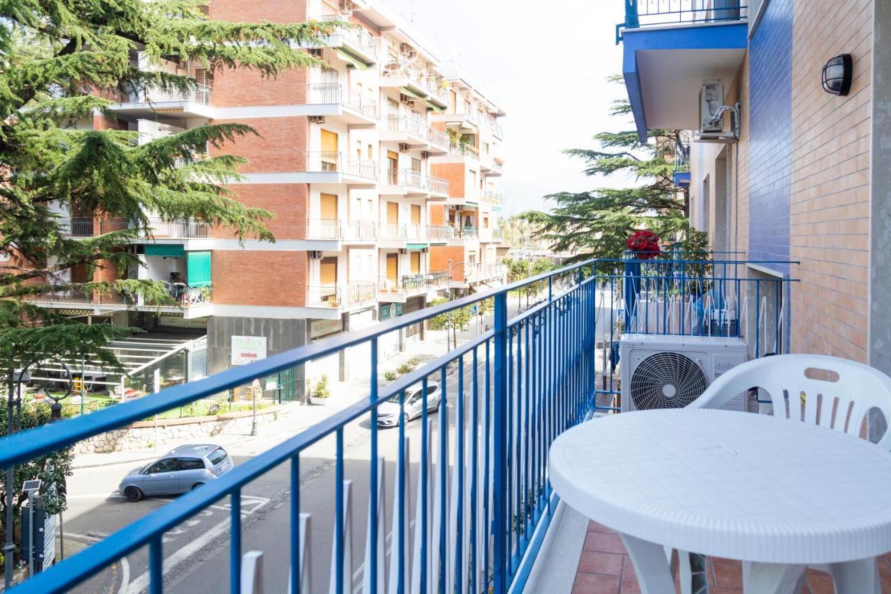 Sorrento Living Appartement Buitenkant foto